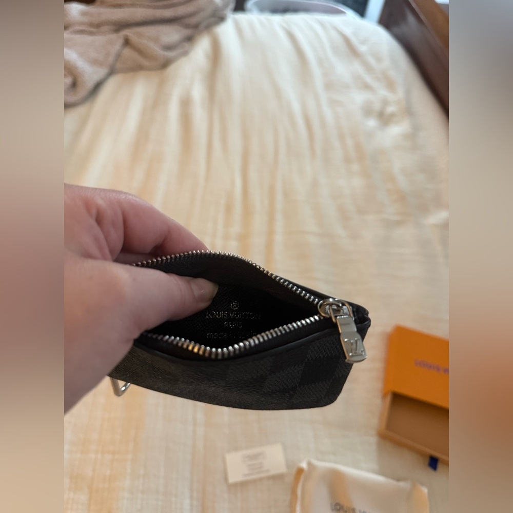 Lv Key Pouch Code Shown Inside - image 3